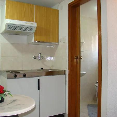 Sobe Matas Aparthotel Kastela