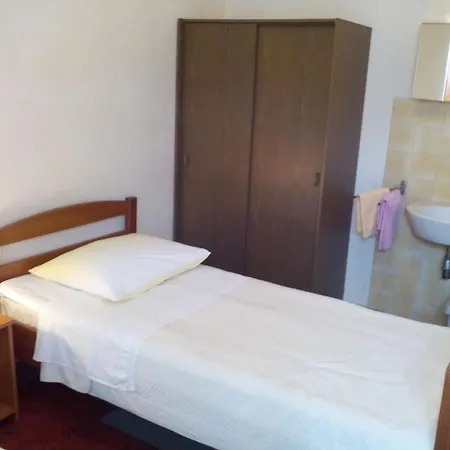 Sobe Matas Kastela